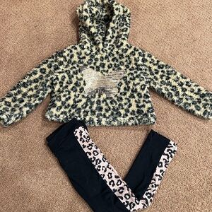 Limited Too Girls Leopard Print Hoodie and Matching Leggings Set Size 2T